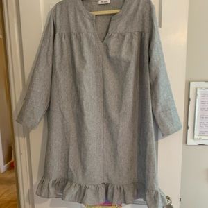 Ruffle hem dress- size large